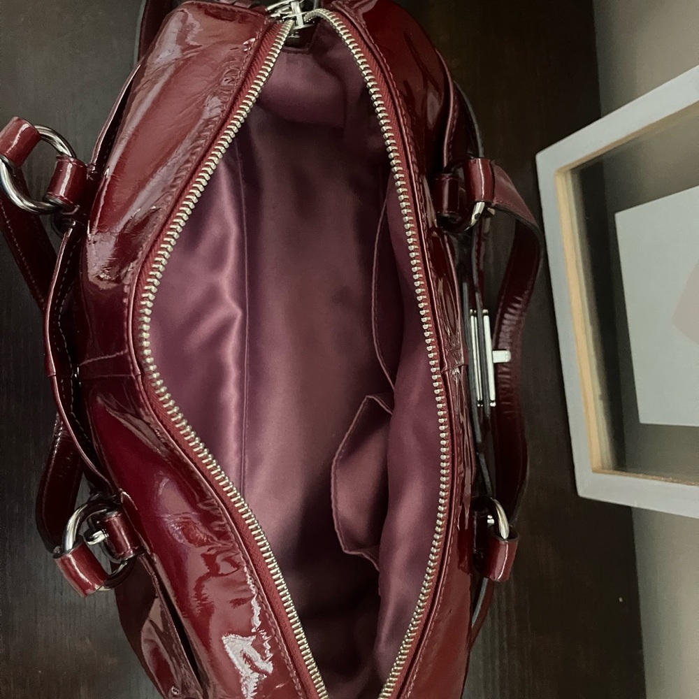 Coach Burgundy Chelsea Patent Leather Satchel Crossbody Handbag - Picture 5 of 8
